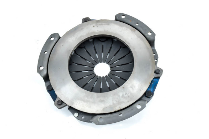 Engine clutch mechanism