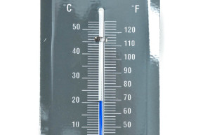 Thermometre 403 devant garage