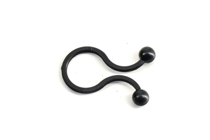 1t16 clip for window washer...