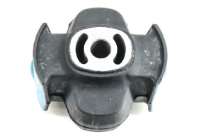 Engine elastic articulation