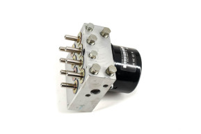 Bloc hydraulique de commande freins