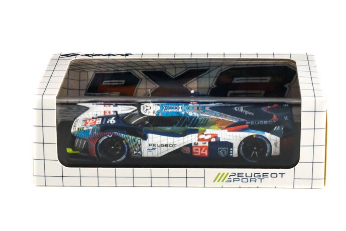 1/43 9x8 version le mans...