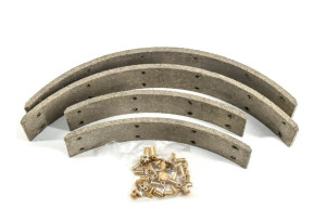 Set of 4 front brake linings