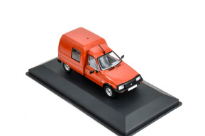 1/43 c15 rouge 1985 - odeon