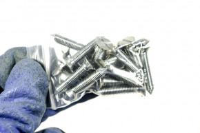 Set of 16 stop fixing screws