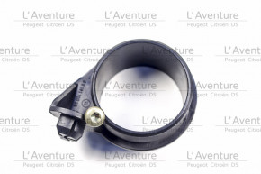 Air filter connector sleeve