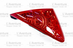 Rear shutter light