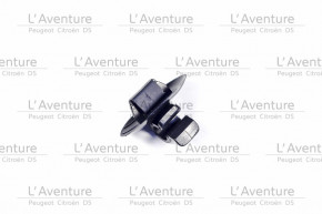 Hood control fixing clip