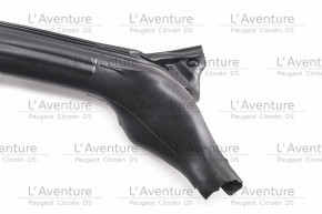 Windscreen window gasket for 207cc