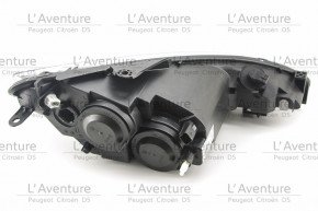 Left complete projector