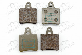 Rear disc brake pads