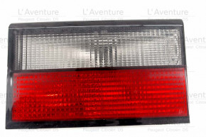 Left rear shutter light