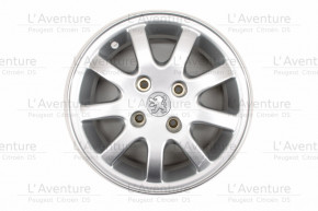 Light alloy wheel