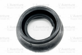 Fuel pipe seal