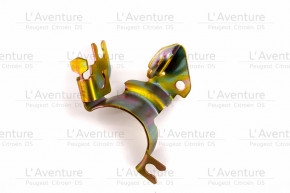 Left brake pipe bracket
