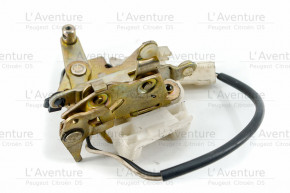 Front right door lock