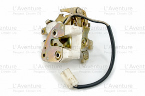 Serrure de porte avant droite