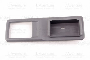 Interior door handle trim