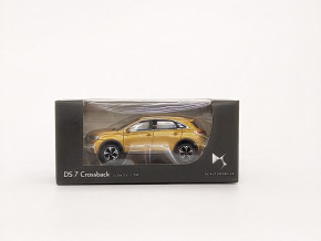  1/64 ds7 crossback 2017 red