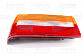 Left rear light