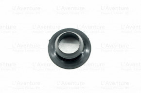 Valve adapter for tr13/tr15 chamber