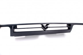 Front grill to be painted