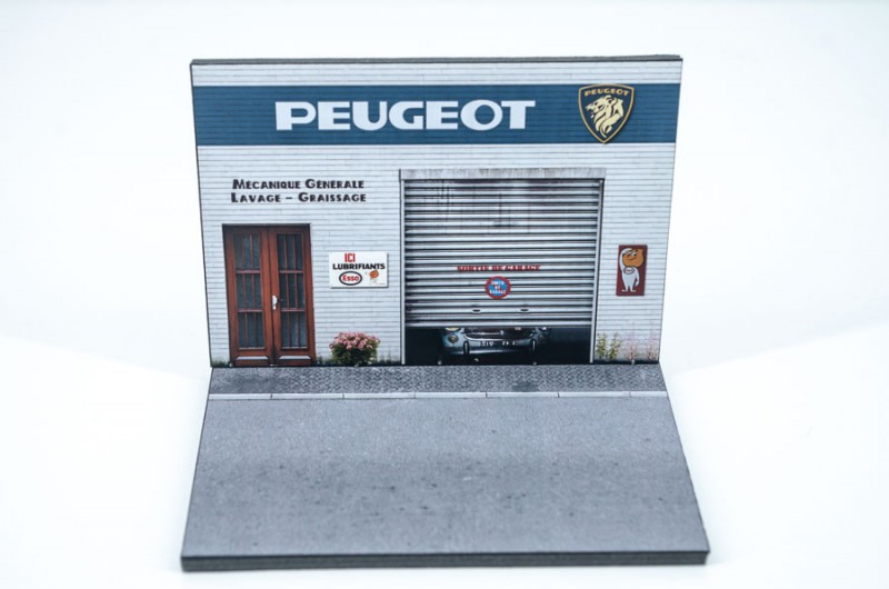https://www.boutique-laventure-association.com/69097-large_default/diorama-1-43-garage-metallic-door.jpg