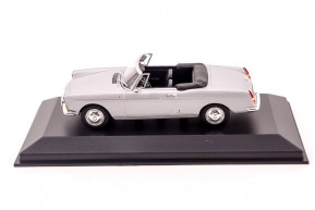 1/43 convertible silver 404 1962