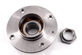 Rear hub bearing assembly