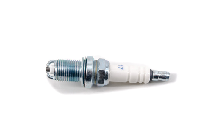 Engine spark plug