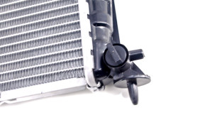 Engine cooling radiator
