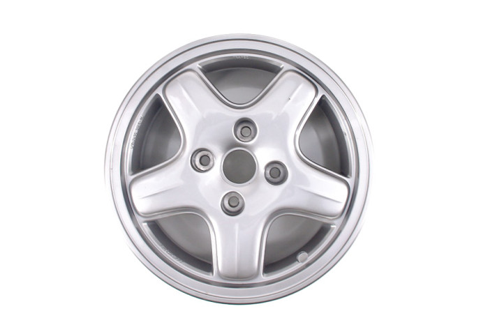 Alloy wheel