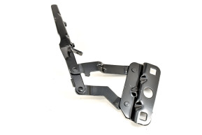 Right bonnet hinge