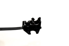 Agrafe de fixation tuyau canalisation