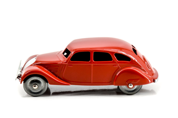 1/43 402 red 1937 - dinky toys