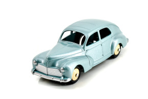 1/43 203 bleu clair 1940 - dinky toys