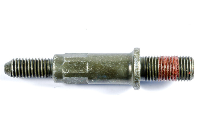 Motor support fixing pin