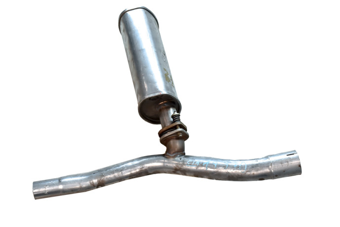 Intermediate exhaust pipe