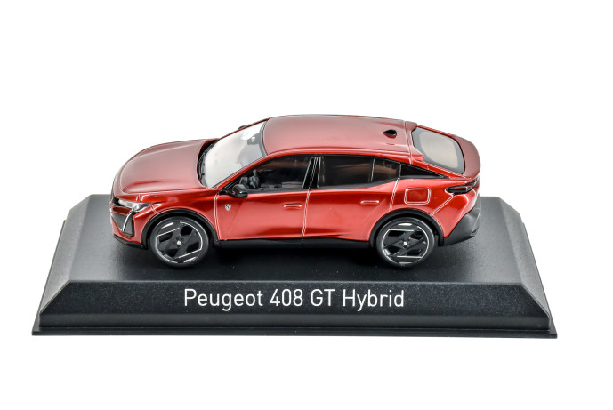 1/43 408 gt hybrid rouge...
