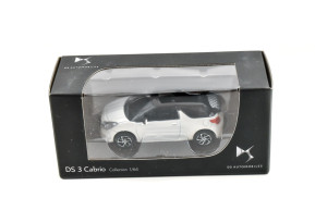 1/64 ds3 cabriolet 2016 blanche