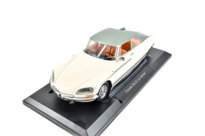 1/18 ds 21 le leman ivoire/vert 1968