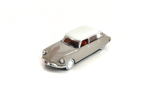 1/87 ds 19 iced chestnut 1959 - norev