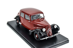 1/43 traction avant 11bl 1952 red/black