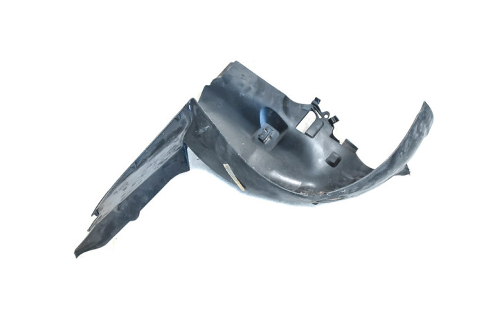 Right front wheel arch...