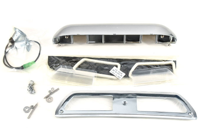 Complete plate light